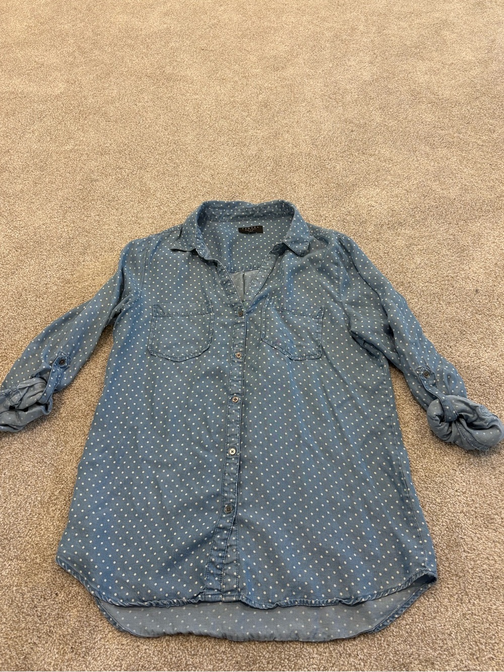 Tinsel Chambray button shirt Medium, polka dot
